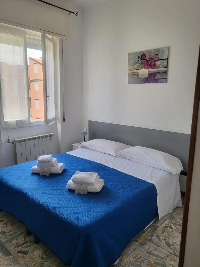 Villa Rosa Лоано Екстериор снимка