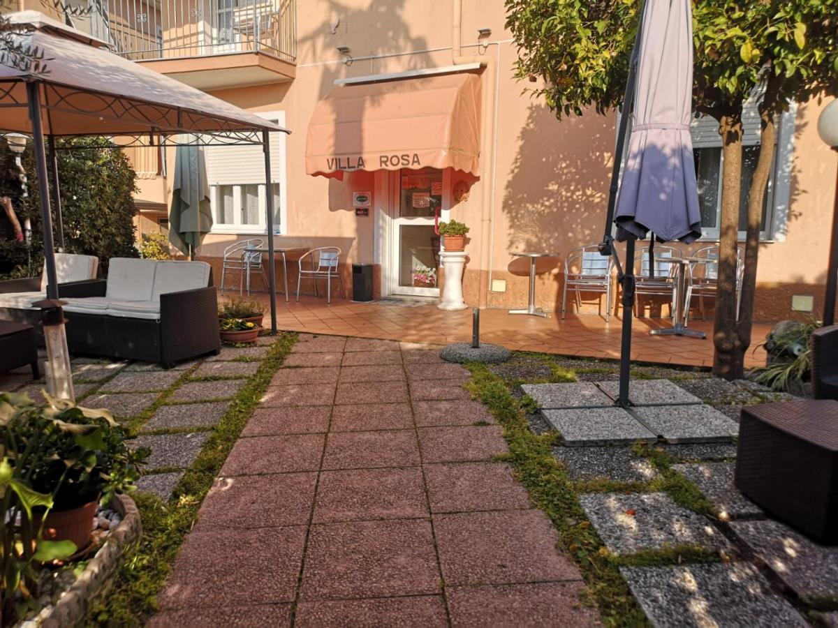 Villa Rosa Лоано Екстериор снимка